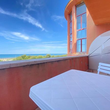 Appartamenti Regina Del Mare Calambrone Exteriör bild